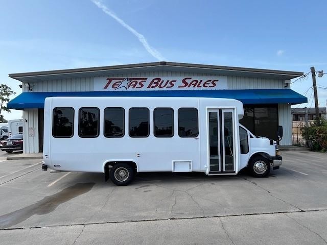 Houston TX 2025 Diamond Coach VIP 2500 more details - diamond coach vip 2500