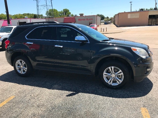 Chevrolet Equinox Vehicle Full-screen Gallery Image 8