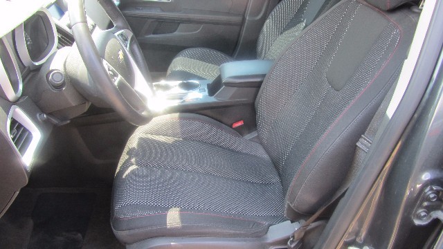 Chevrolet Equinox Vehicle Full-screen Gallery Image 31