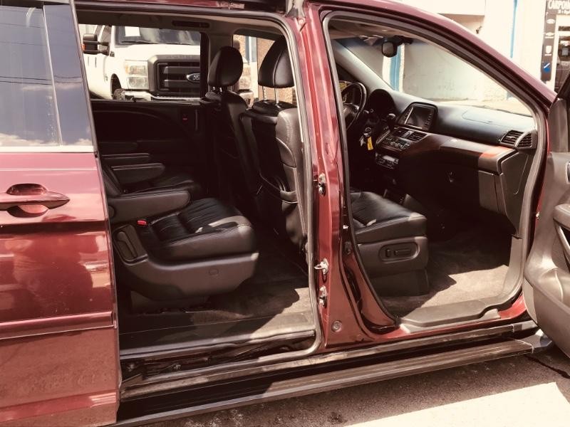 Honda Odyssey Vehicle Full-screen Gallery Image 13