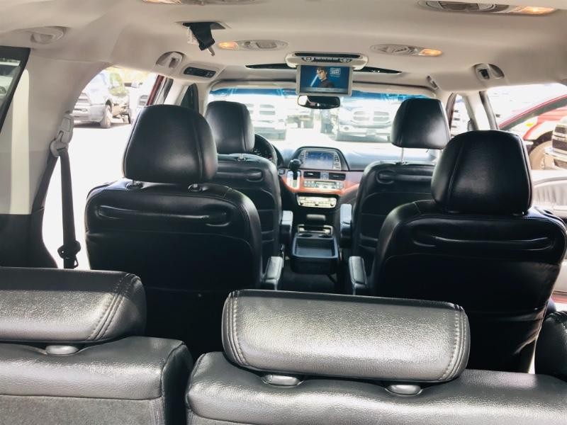 Honda Odyssey Vehicle Full-screen Gallery Image 24