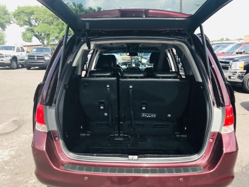 Honda Odyssey Vehicle Full-screen Gallery Image 27