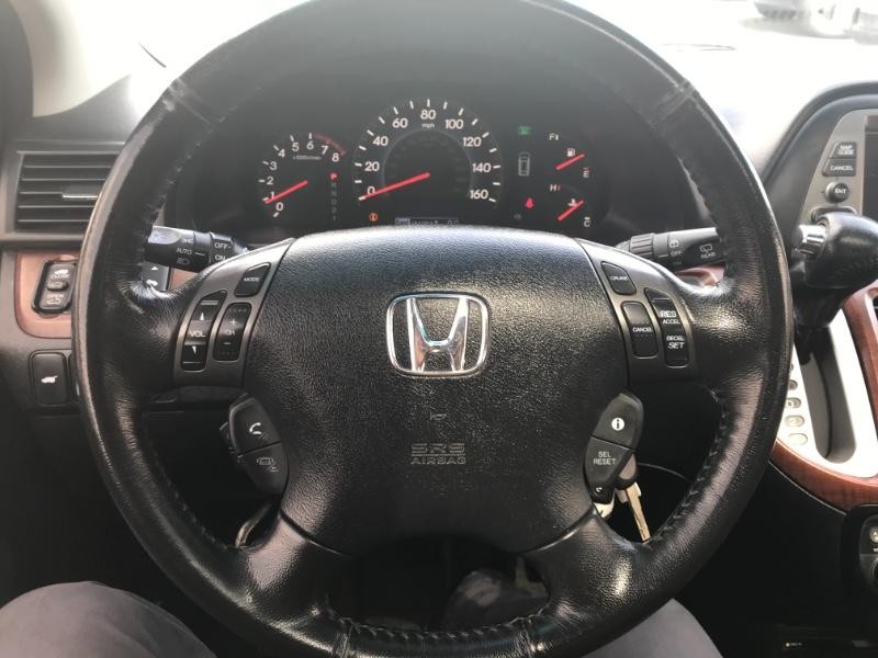 Honda Odyssey Vehicle Full-screen Gallery Image 35