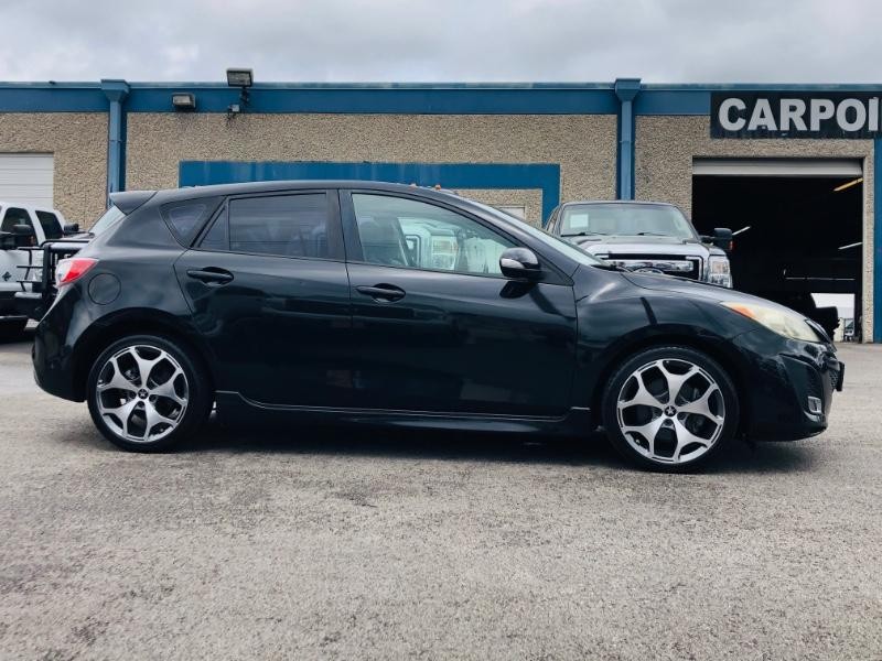 Mazda Mazda3 Hatchback Vehicle Full-screen Gallery Image 5
