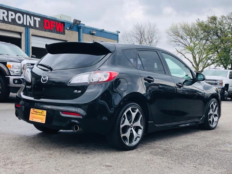 Mazda Mazda3 Hatchback Vehicle Full-screen Gallery Image 6