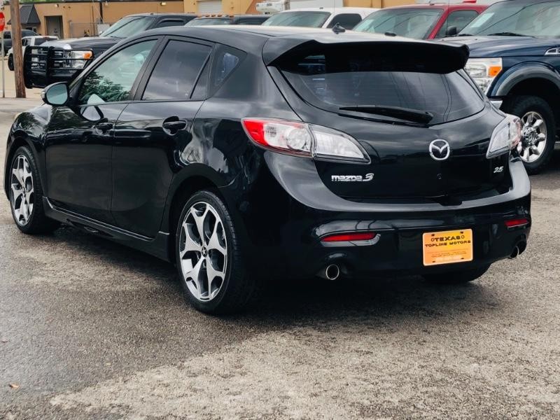 Mazda Mazda3 Hatchback Vehicle Full-screen Gallery Image 11