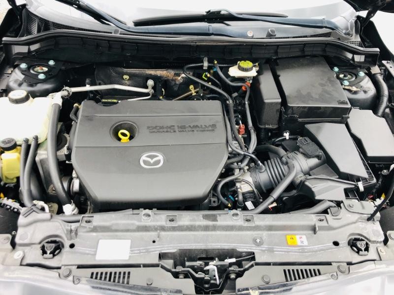 Mazda Mazda3 Hatchback Vehicle Full-screen Gallery Image 37
