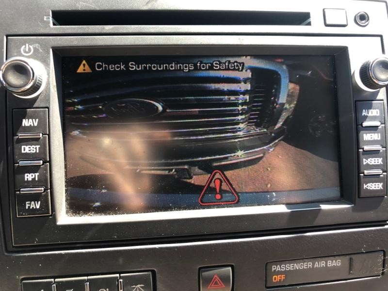 Buick Enclave Vehicle Full-screen Gallery Image 42