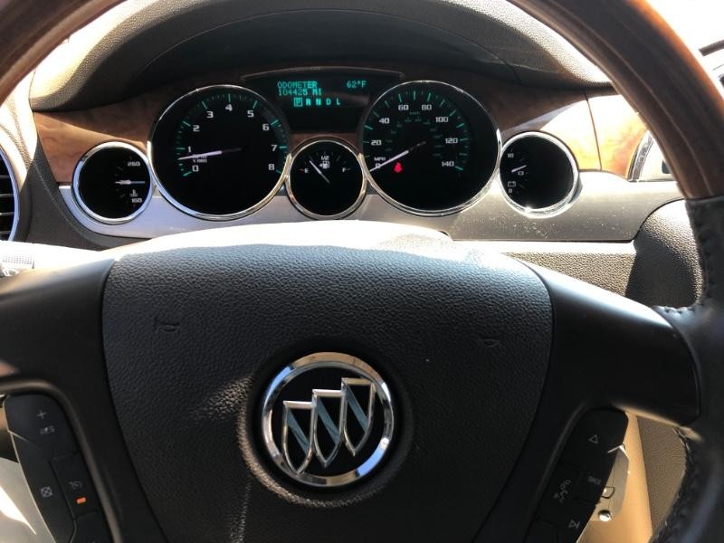 Buick Enclave Vehicle Full-screen Gallery Image 43