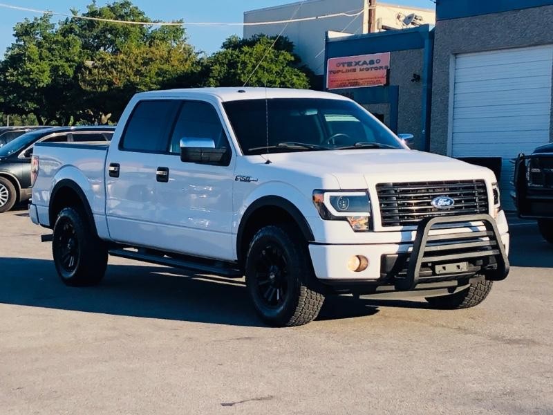 Ford F-150 Vehicle Full-screen Gallery Image 5