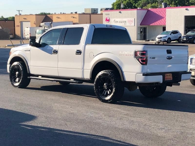 Ford F-150 Vehicle Full-screen Gallery Image 13