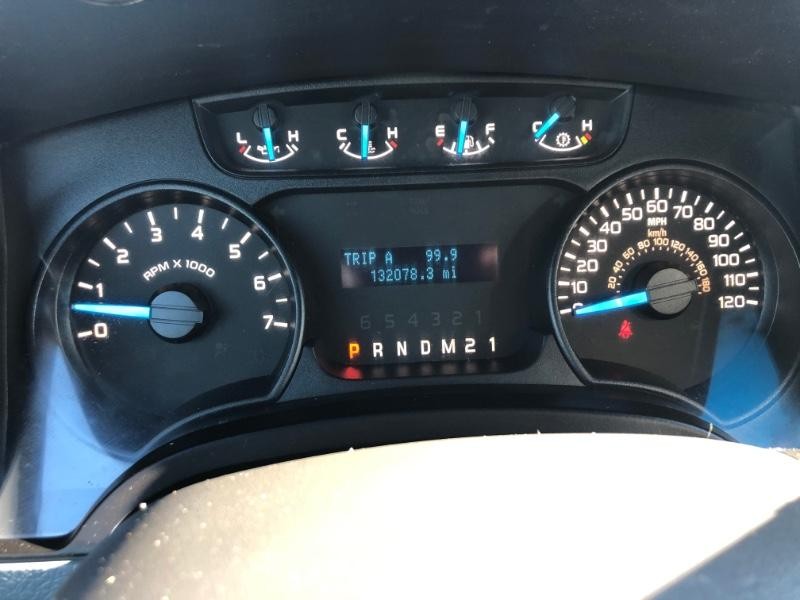 Ford F-150 Vehicle Full-screen Gallery Image 30