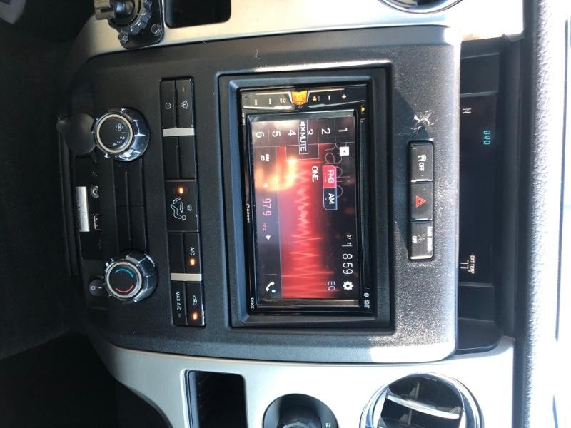 Ford F-150 Vehicle Full-screen Gallery Image 33