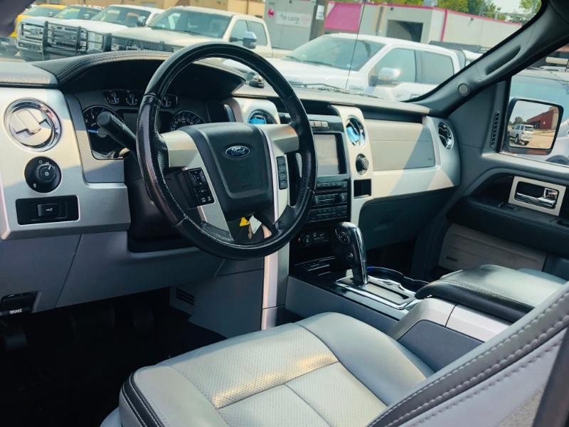 Ford F-150 Vehicle Full-screen Gallery Image 21