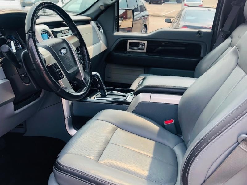 Ford F-150 Vehicle Full-screen Gallery Image 22