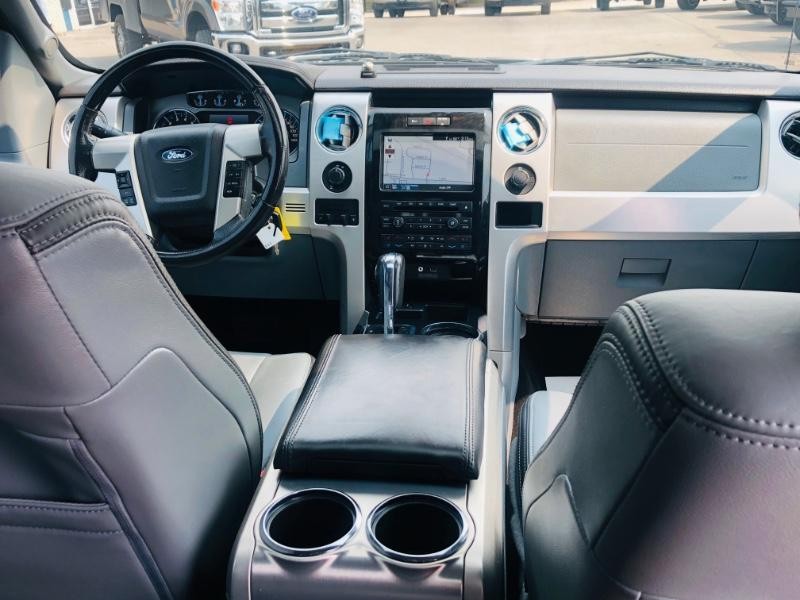 Ford F-150 Vehicle Full-screen Gallery Image 29