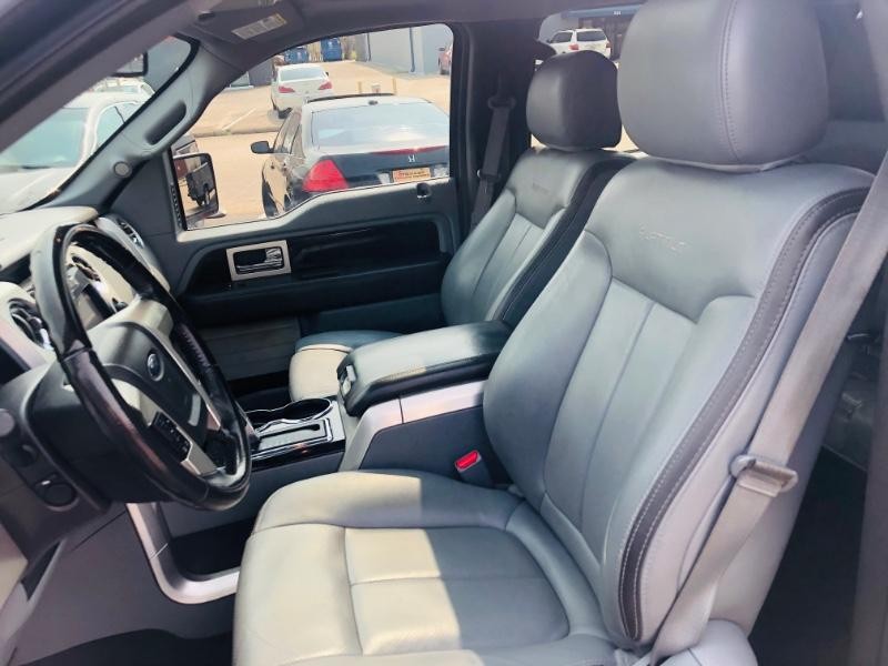 Ford F-150 Vehicle Full-screen Gallery Image 40