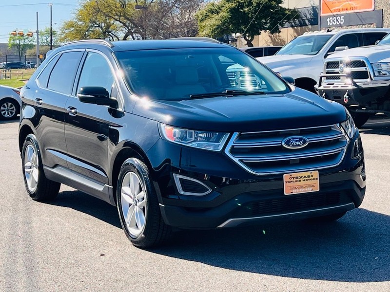 Ford Edge Vehicle Full-screen Gallery Image 2