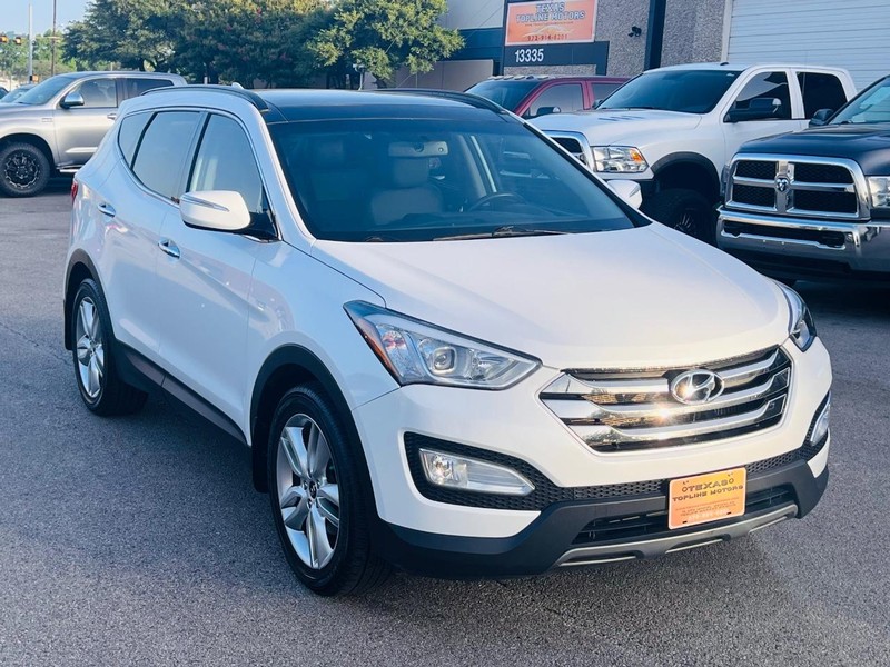 Hyundai Santa Fe Vehicle Full-screen Gallery Image 8