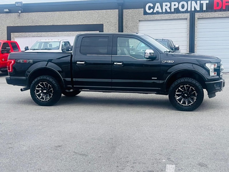 Ford F-150 Vehicle Full-screen Gallery Image 17