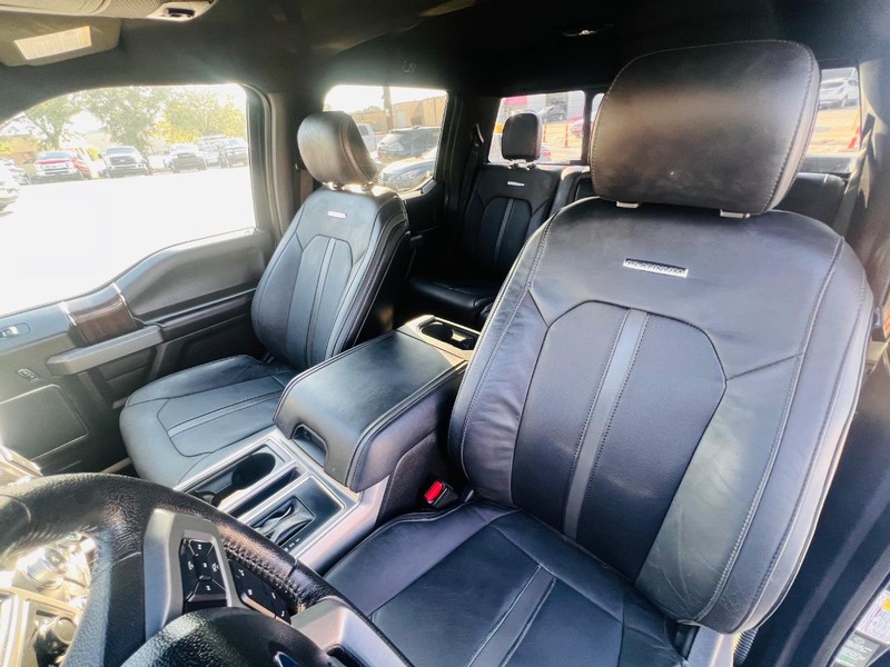 Ford F-150 Vehicle Full-screen Gallery Image 37