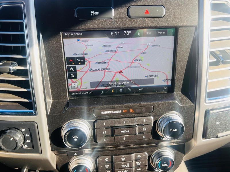 Ford F-150 Vehicle Full-screen Gallery Image 38