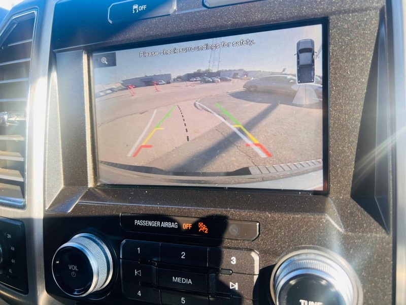 Ford F-150 Vehicle Full-screen Gallery Image 41