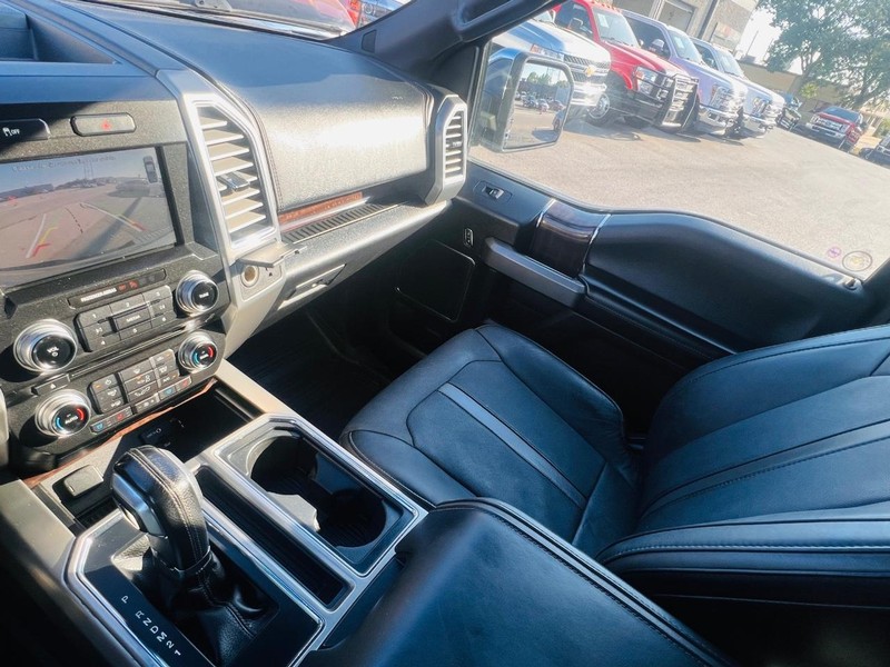 Ford F-150 Vehicle Full-screen Gallery Image 44