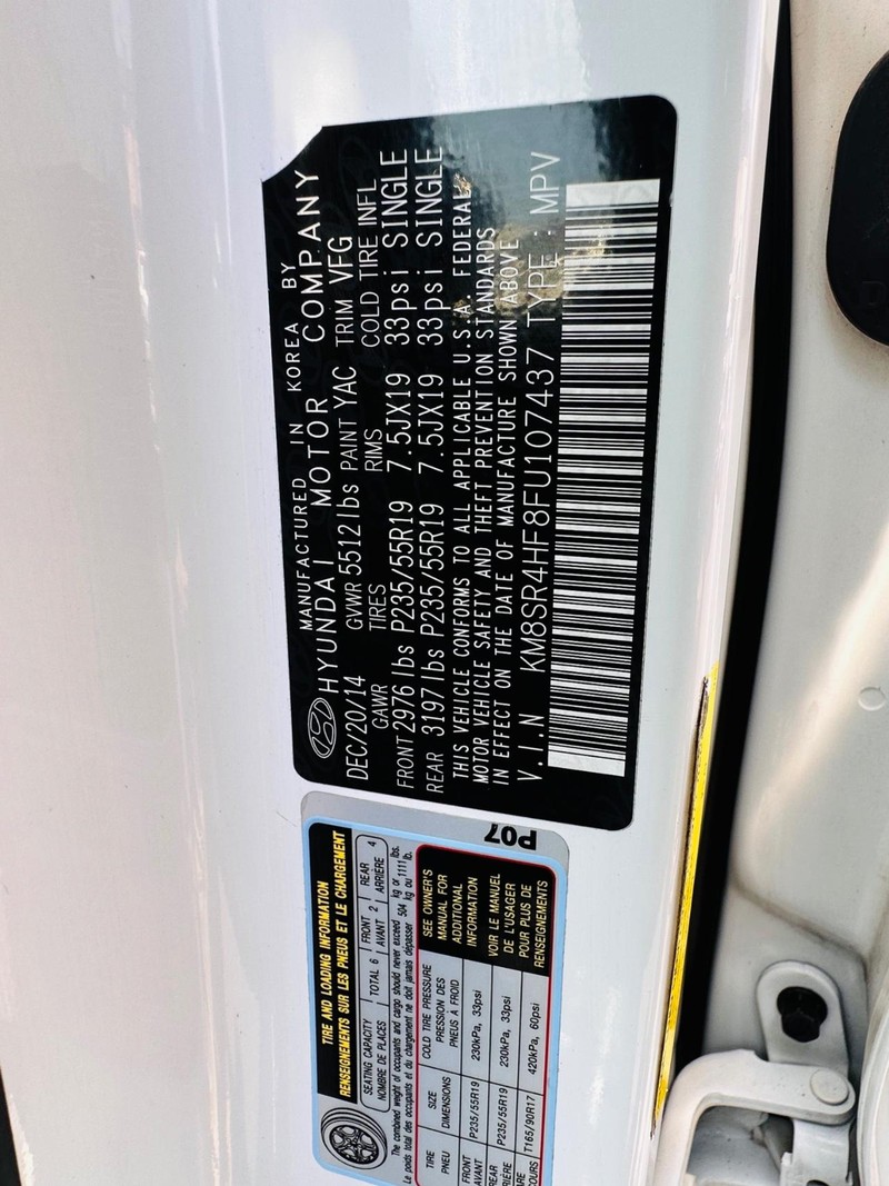 Hyundai Santa Fe Vehicle Full-screen Gallery Image 41