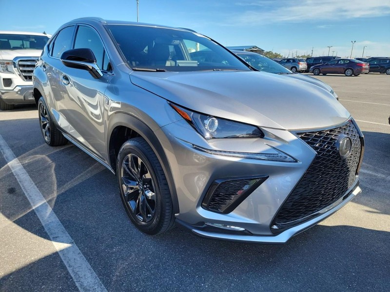 Lexus NX Vehicle Full-screen Gallery Image 6