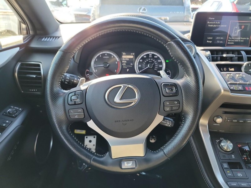 Lexus NX Vehicle Full-screen Gallery Image 14