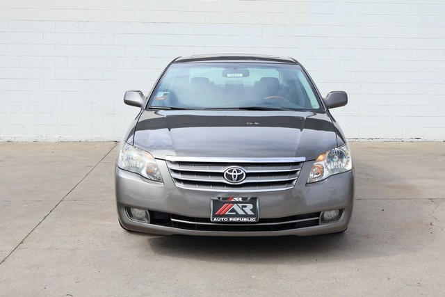 2005 Toyota Avalon Limited