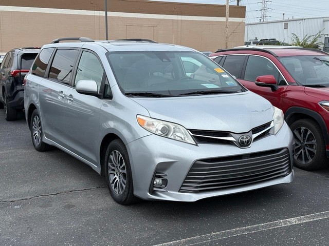 Indianapolis IN 2019 Toyota Sienna more details - toyota sienna