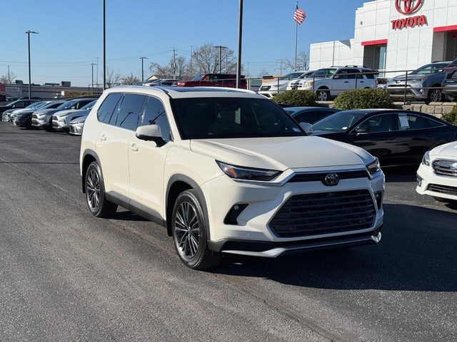 Indianapolis IN 2024 Toyota Grand Highlander more details - toyota grand highlander