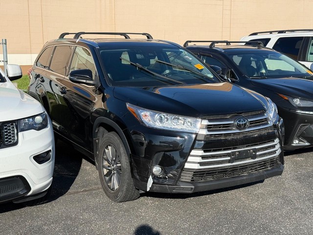 Indianapolis IN 2017 Toyota Highlander more details - toyota highlander