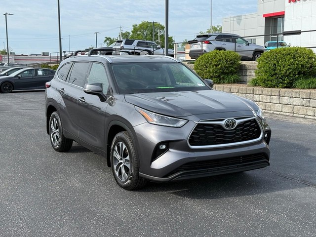 Indianapolis IN 2021 Toyota Highlander more details - toyota highlander