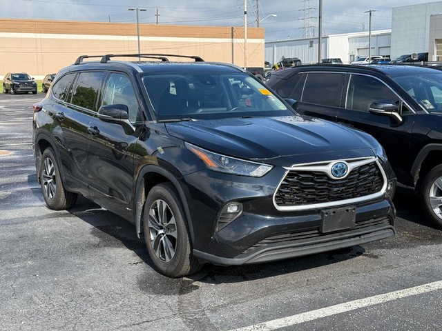 Indianapolis IN 2022 Toyota Highlander more details - toyota highlander