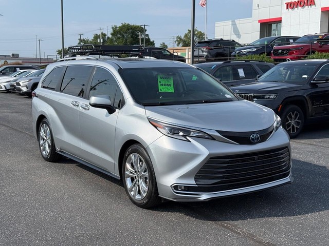 Indianapolis IN 2023 Toyota Sienna more details - toyota sienna
