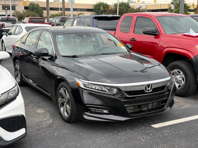 Indianapolis IN 2018 Honda Accord Sedan more details - honda accord sedan