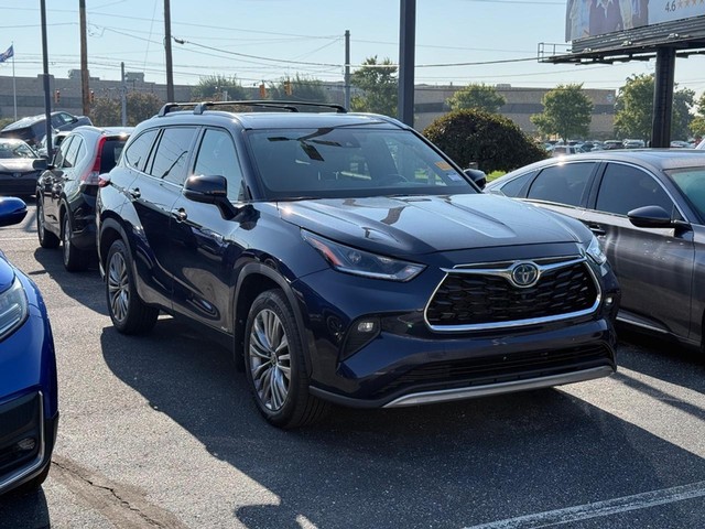 Indianapolis IN 2021 Toyota Highlander more details - toyota highlander
