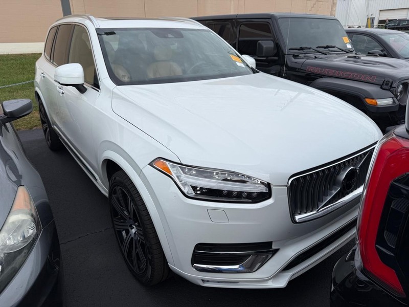 2021 Volvo XC90