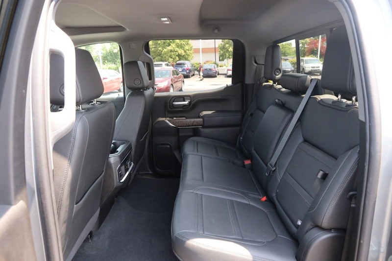 GMC Sierra 1500 Limited Vehicle Image 10