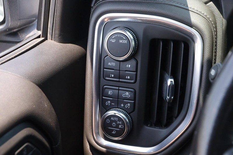 GMC Sierra 1500 Limited Vehicle Image 15