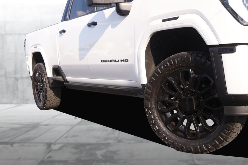 GMC Sierra 2500HD Vehicle Image 03