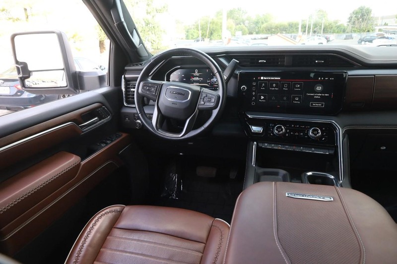 GMC Sierra 2500HD Vehicle Image 24
