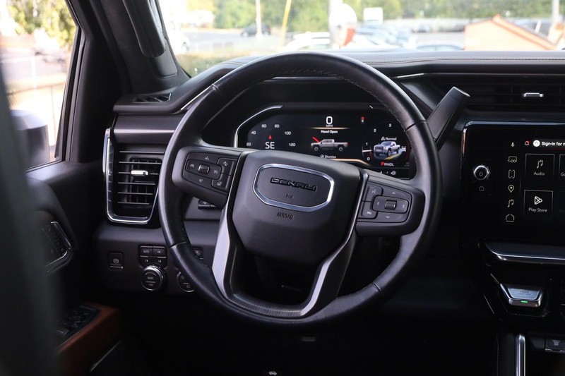 GMC Sierra 2500HD Vehicle Image 25