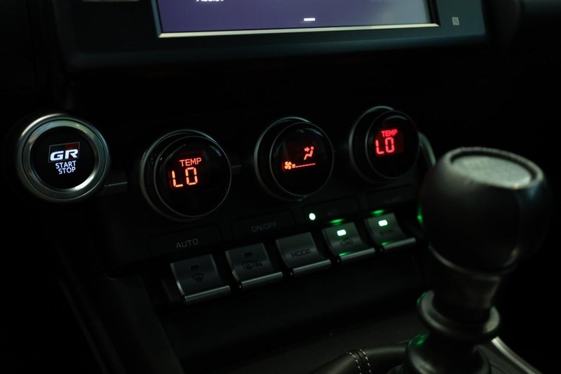 Toyota GR86 Vehicle Image 12
