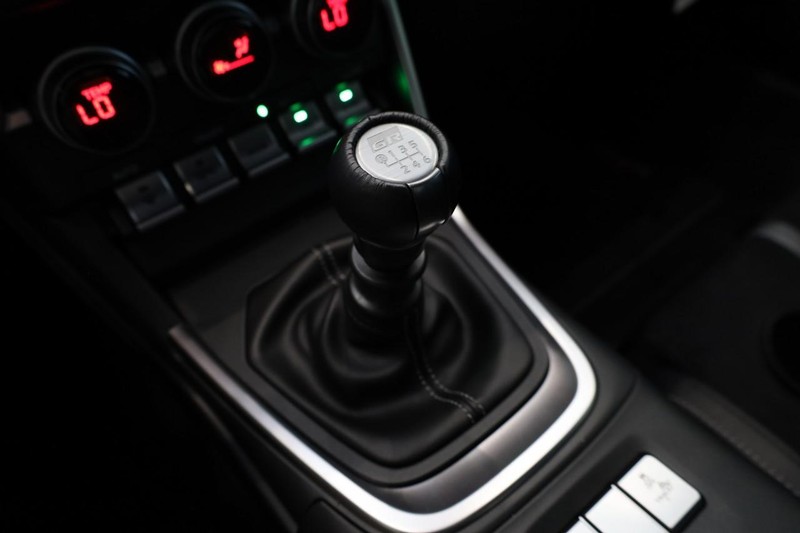 Toyota GR86 Vehicle Image 13