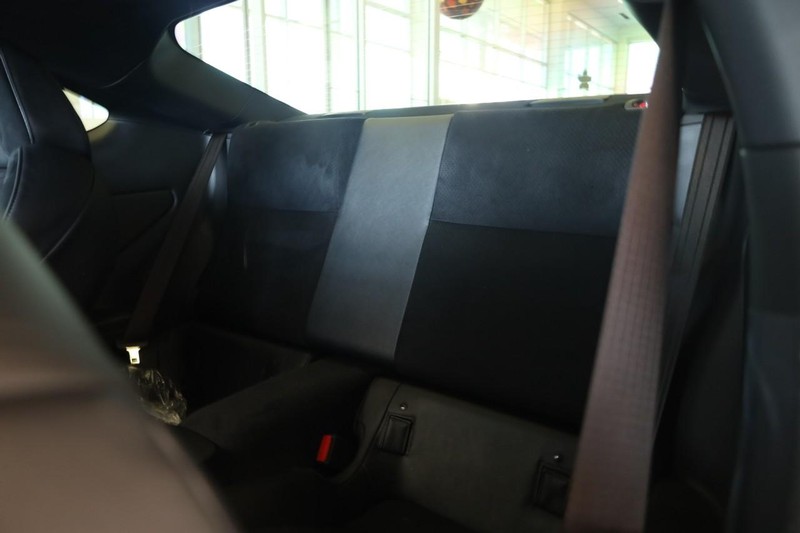 Toyota GR86 Vehicle Image 17