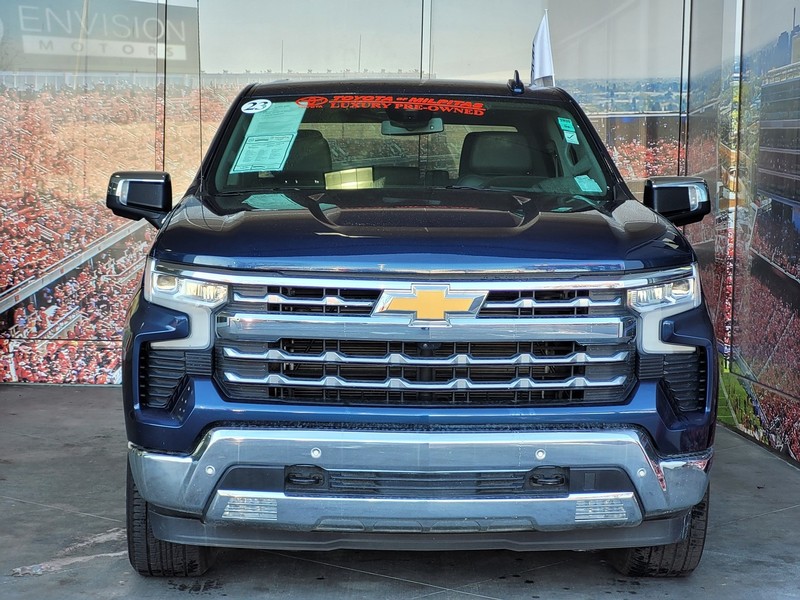 Chevrolet Silverado 1500 Vehicle Full-screen Gallery Image 03